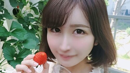 FC2PPV 2085638 Appearance! !! Limited Number! [Uncensored] Strawberry Hunting With A Dignified Young Lady Loved By Her Parents. Creampie Twice For Whitening Beauty! !! Even The Pant Face Was Elegant …